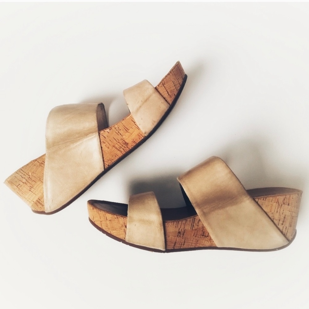 🆕 Chocolat Blu Neutral Nude Taupe Platform Sandal